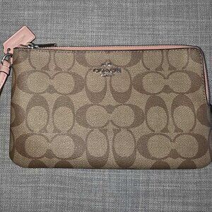 COACH Double Zip wallet Wristlet in Signature Coated Canvas F16109